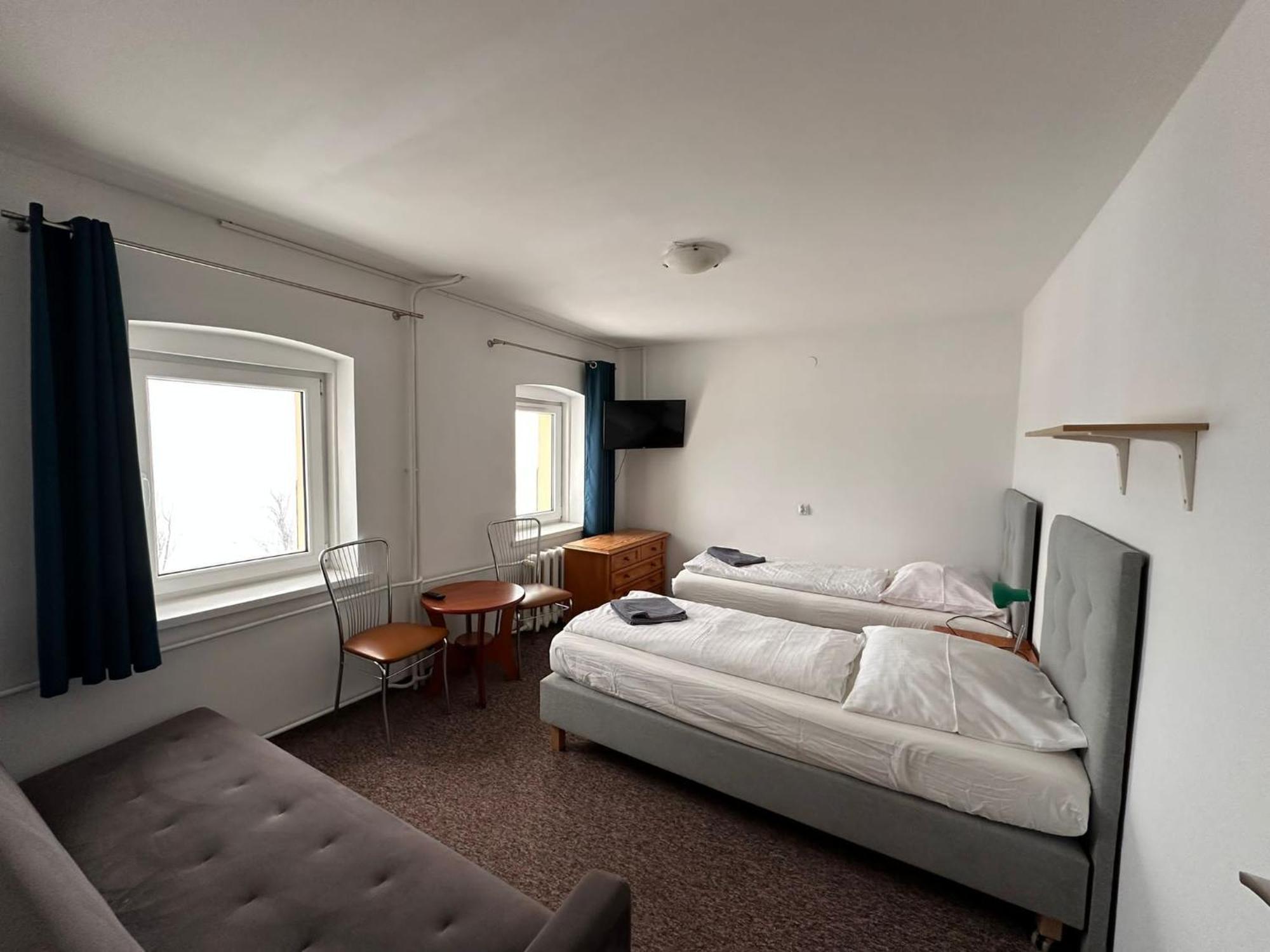 Straszny Dwor Hotel Duszniki Zdroj Ruang foto