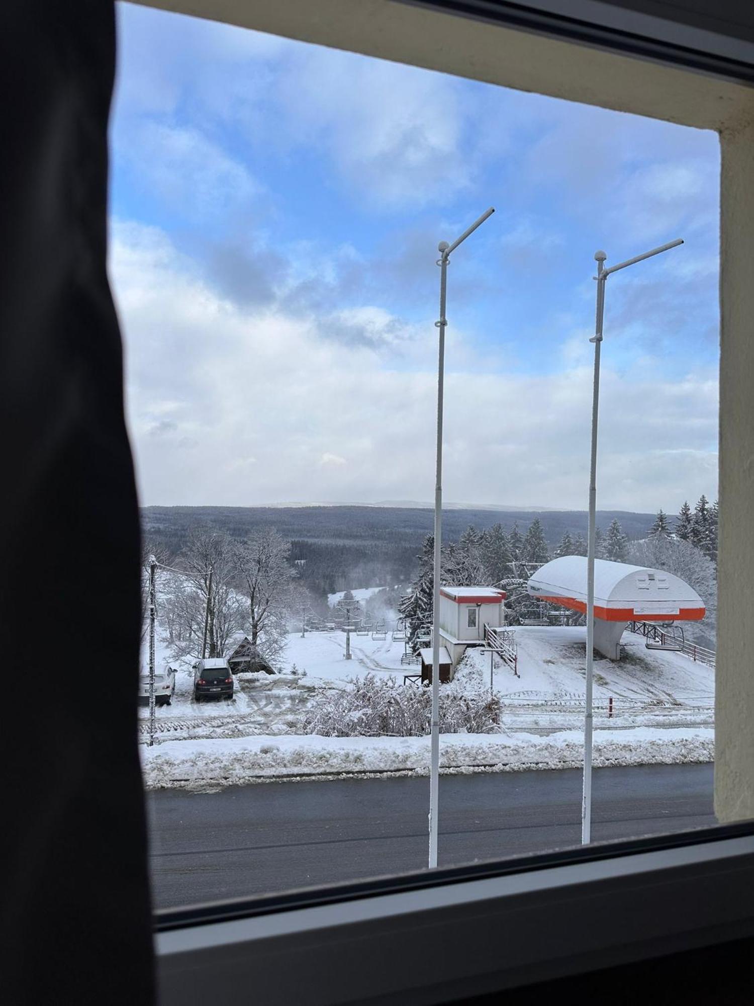 Straszny Dwor Hotel Duszniki Zdroj Ruang foto