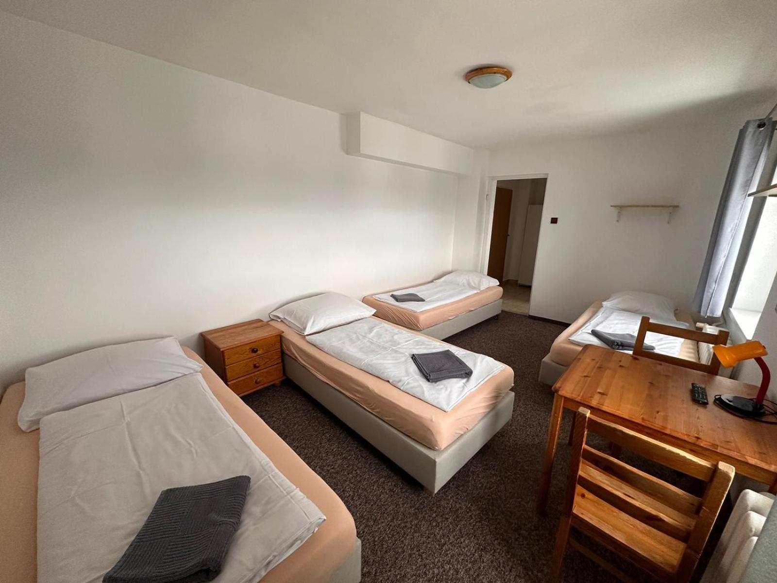 Straszny Dwor Hotel Duszniki Zdroj Ruang foto